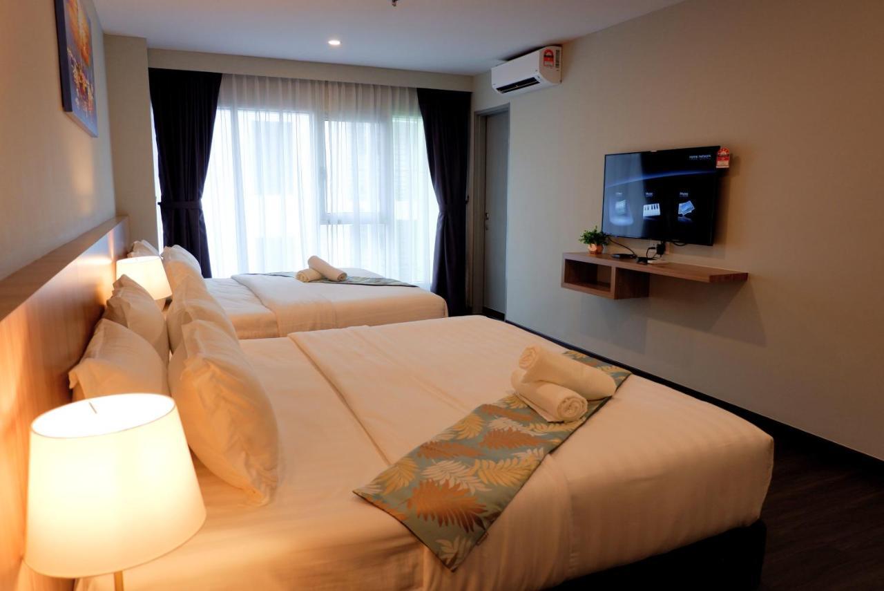 קוטה קינבלו Flypod Hotel מראה חיצוני תמונה