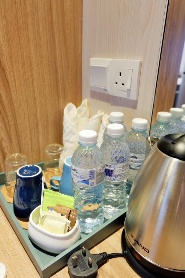 קוטה קינבלו Flypod Hotel מראה חיצוני תמונה