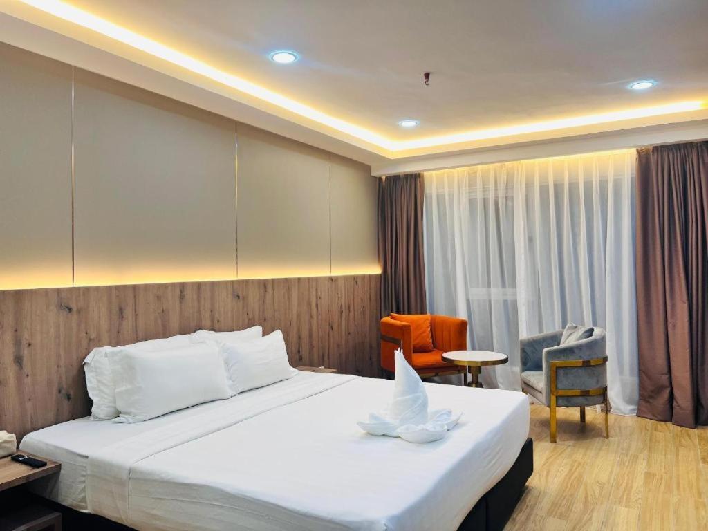 קוטה קינבלו Flypod Hotel מראה חיצוני תמונה